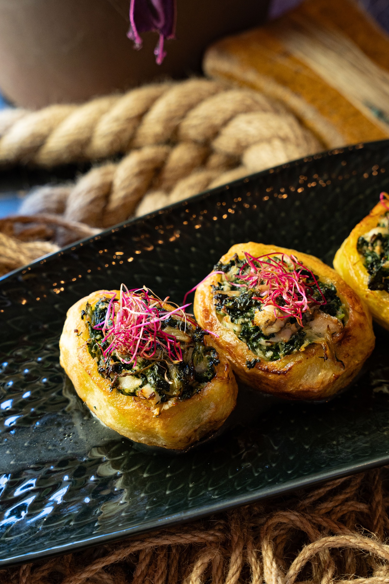 Oli Mare – stuffed potatoes with scampi, Poreč